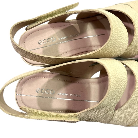 Ecco Women's Sandals - Cream - Picture 6 of 7